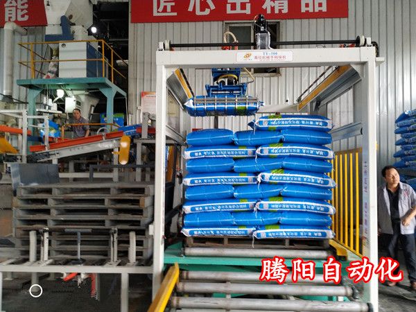 騰陽(yáng)全自動(dòng)碼垛機(jī)與金斗石粉合作成功