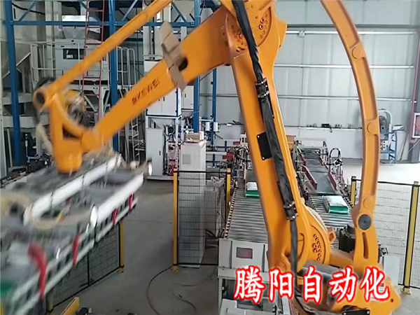 告別傳統(tǒng)堆碼糧食碼垛機(jī)器人倉儲(chǔ)升級(jí)新動(dòng)力